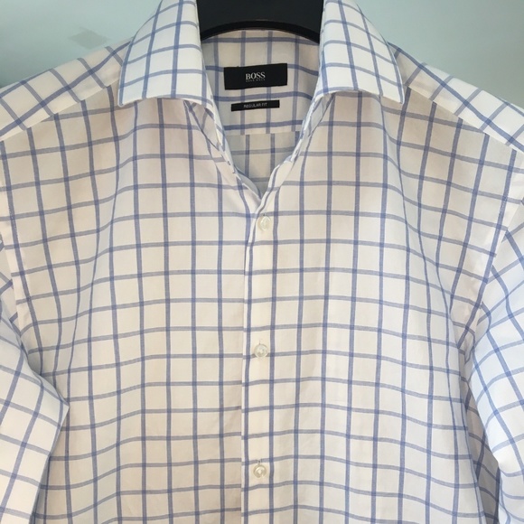 ⭐️⭐️⭐️Host Pick ⭐️⭐️⭐️Hugo Boss Dress Shirt - Picture 3 of 5
